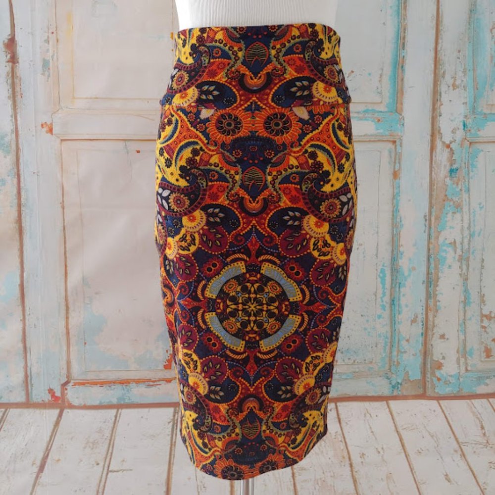 LULAROE multi color & design stretch pencil skirt/size xs/orange blue yellow